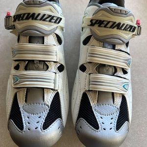 Women’s Biking Shoes